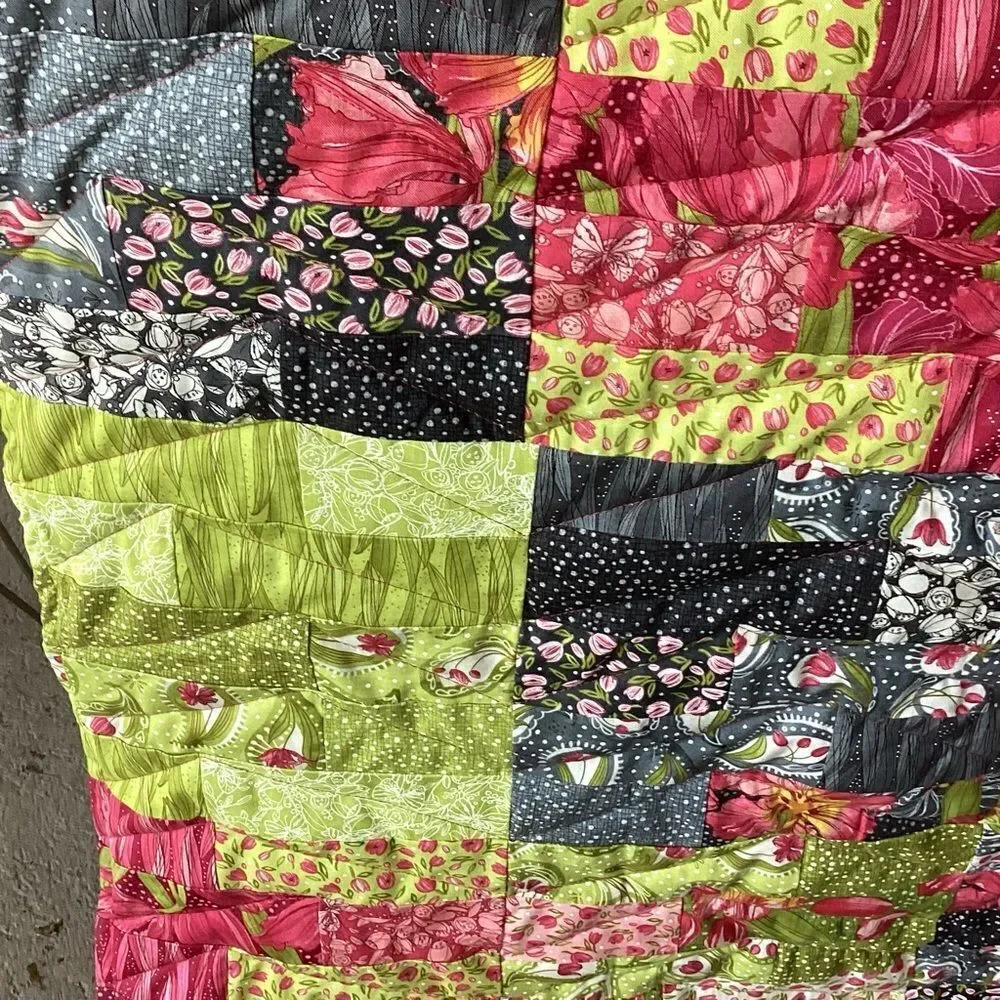 Hand Crafted Tulip Tango Quilt